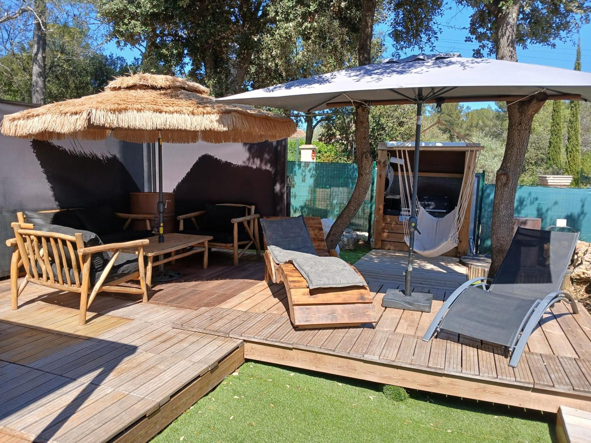 Villa 4 Chambres Avec Jacuzzi Saint-Maximin 外观 照片